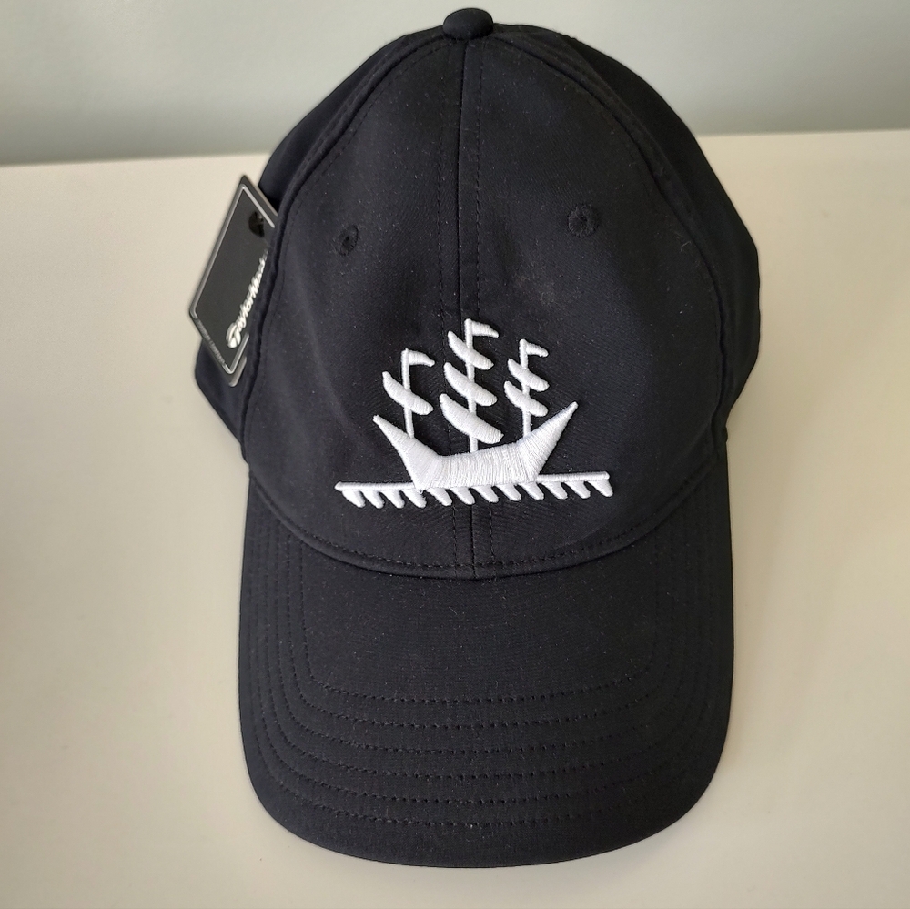 TaylorMade Spanish Wells Club Hilton Head Island South Carolina Ball Cap NWT